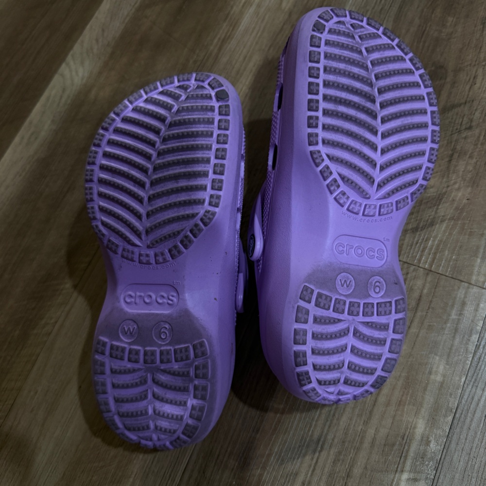 Platform Crocs - Picture 4 of 4
